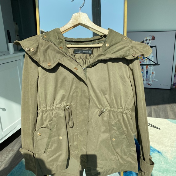 Zara Safari Jacket with detachable quilted vest. - Picture 3 of 6